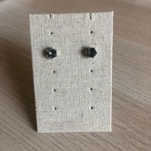 Sparkle studs - gray